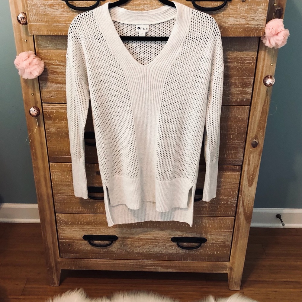 Light tan sweater